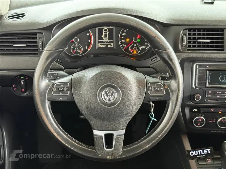 JETTA 2.0 COMFORTLINE FLEX 4P TIPTRONIC