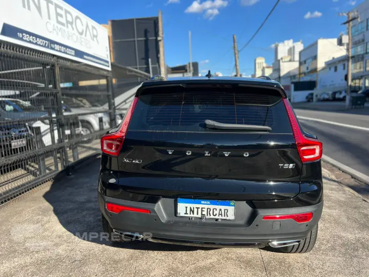 XC40 2.0 T5 R-design AWD Geartronic