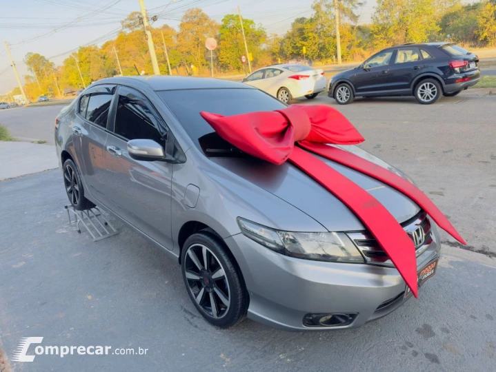 CITY 1.5 EX Sedan 16V