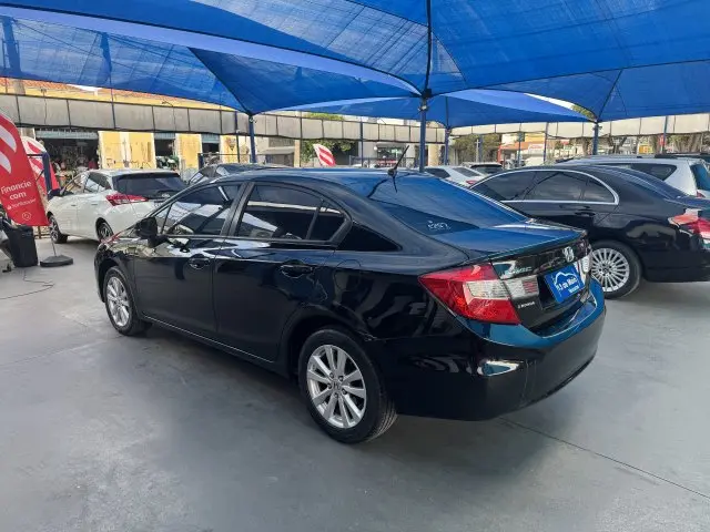 CIVIC - 1.8 LXS 16V 4P AUTOMÁTICO