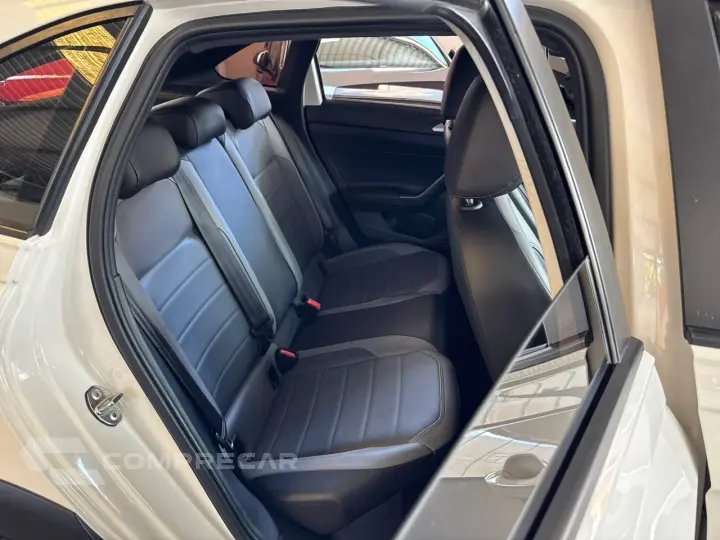 Nivus Highline 1.0 200 TSI Flex Aut.