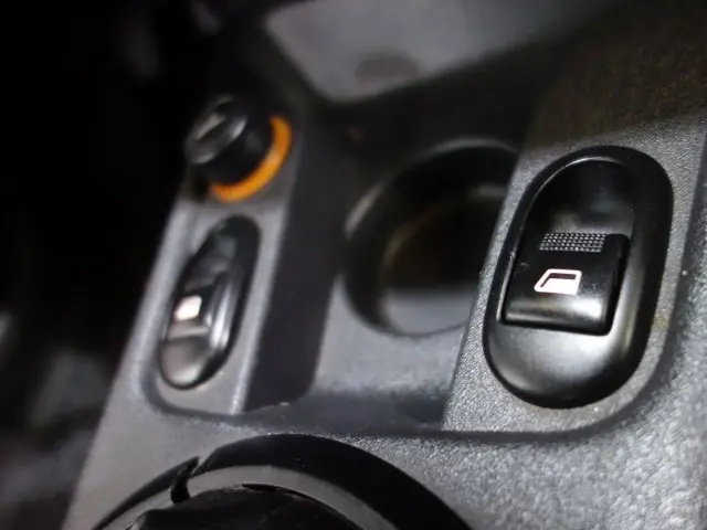 C3 - 1.4 I GLX 8V 4P MANUAL