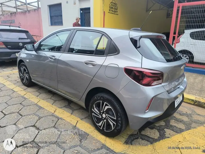 ONIX HATCH LT 1.0 12V Flex 5p Mec.