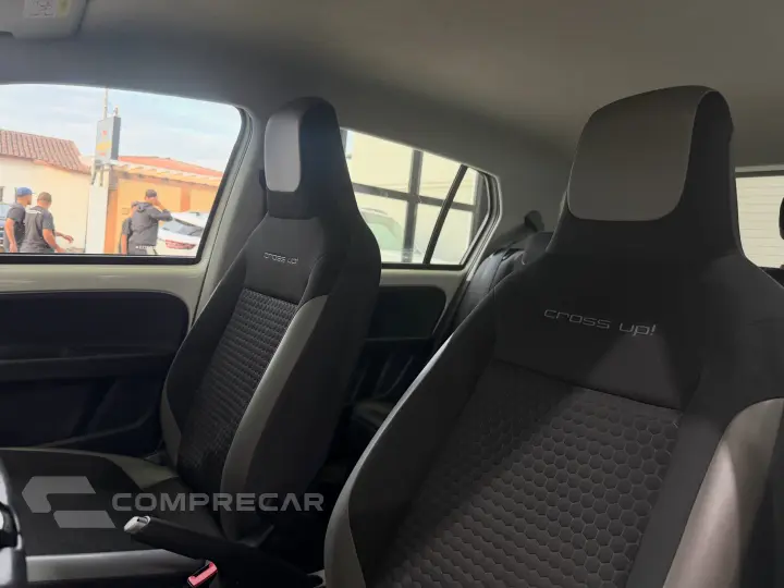 CROSS UP 1.0 TSI 12V