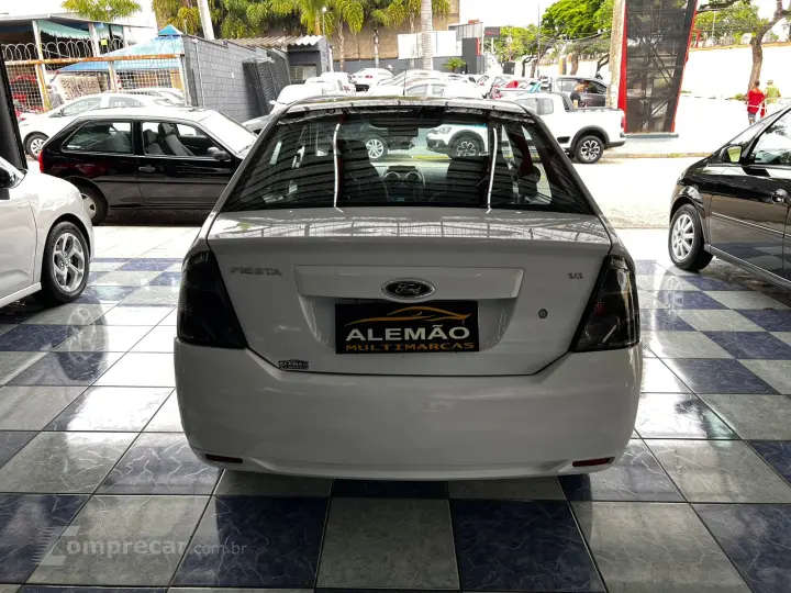 FIESTA 1.6 Rocam Sedan 8V