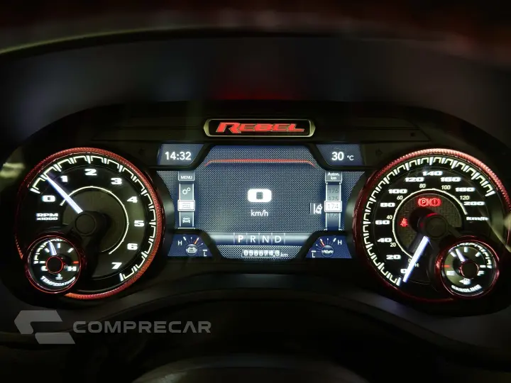 1500 5.7 V8 GASOLINA REBEL CD 4X4 AUTOMÁTICO