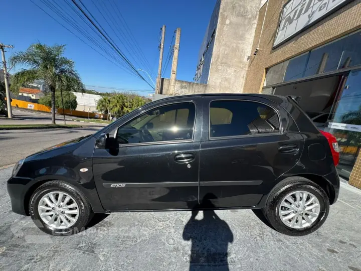 ETIOS XLS 1.5 Flex 16V 5p Mec.