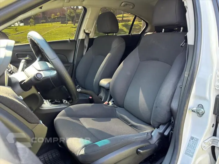CRUZE 1.8 LT 16V FLEX 4P MANUAL