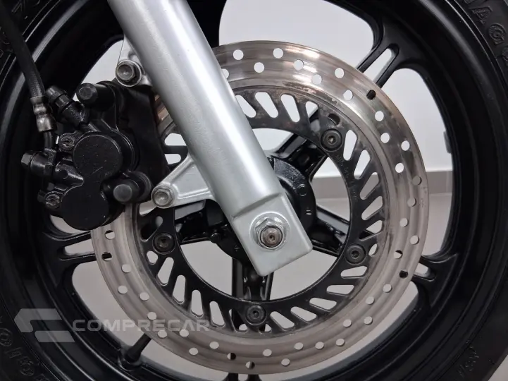 HONDA CB 300R