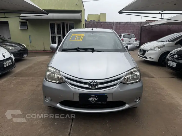 Etios Sedan 1.5 16V 4P FLEX XS