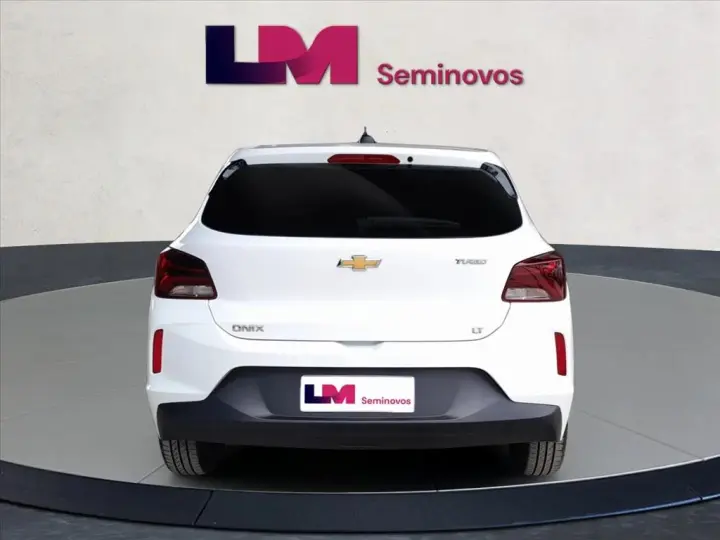 ONIX 1.0 TURBO FLEX LT AUTOMÁTICO