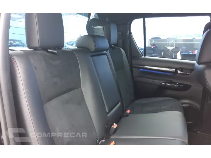 HILUX 2.8 D-4D TURBO DIESEL CD GR-S 4X4 AUTOMÁTICO