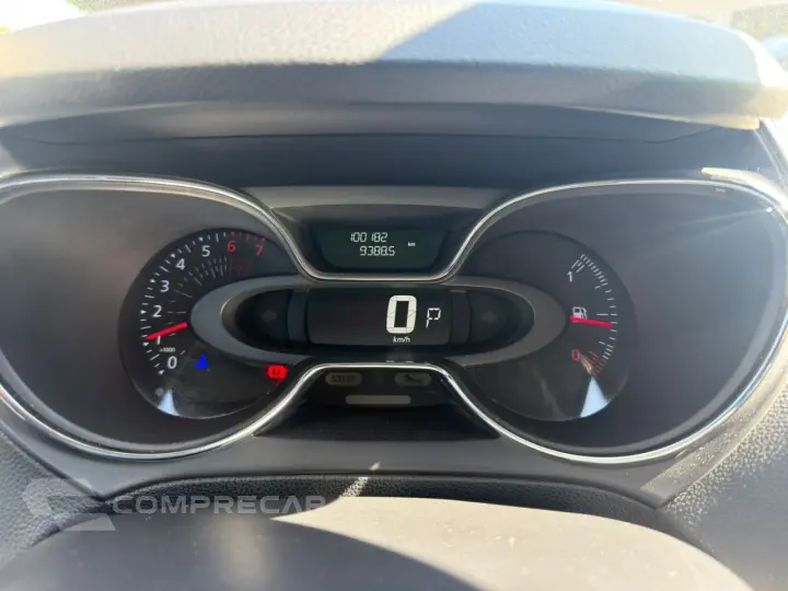 Captur 2.0 16V 4P FLEX INTENSE AUTOMÁTICO