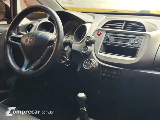 FIT - 1.4 LXL 16V 4P MANUAL