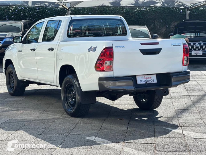 HILUX 2.8 D-4D TURBO DIESEL CD POWER PACK 4X4 MAN