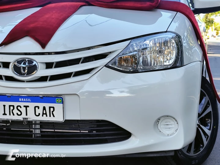 ETIOS 1.5 XS 16V FLEX 4P AUTOMÁTICO