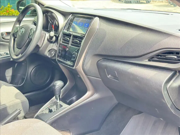 YARIS 1.5 16V FLEX SEDAN XL MULTIDRIVE