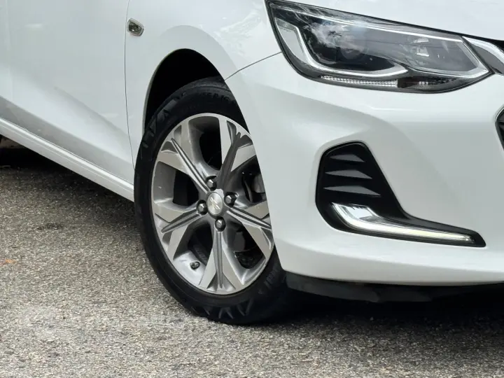ONIX 1.0 Turbo Premier