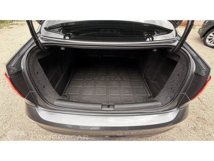 JETTA 2.0 TSI HIGHLINE 211CV GASOLINA 4P TIPTRONIC