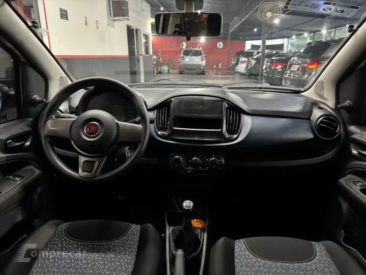 Uno 1.0 4P FLEX ATTRACTIVE