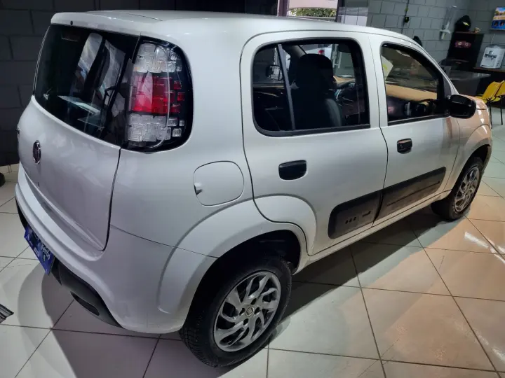UNO 1.0 EVO Attractive 8V