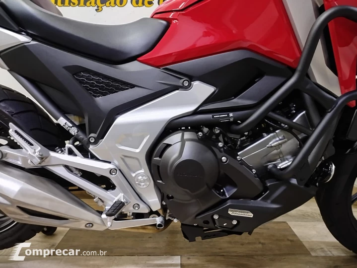 NC 750X DCT ABS