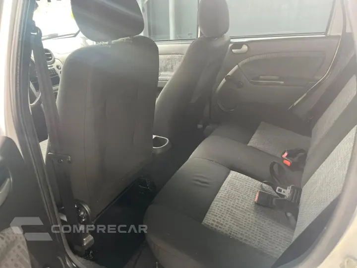 FIESTA 1.6 MPI Class Sedan 8V