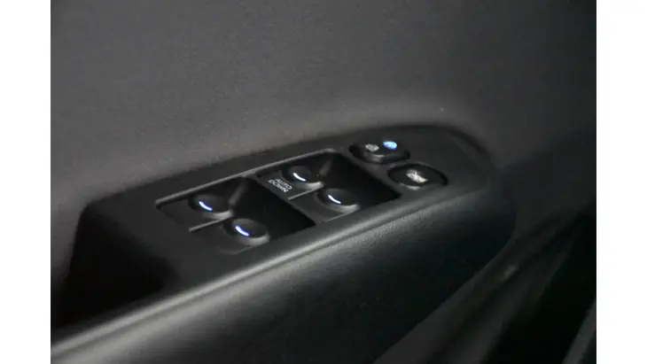 HB20S - 1.0 COMFORT PLUS 12V 4P MANUAL