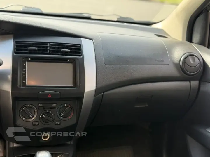 LIVINA 1.6 16V Flex Fuel 5p