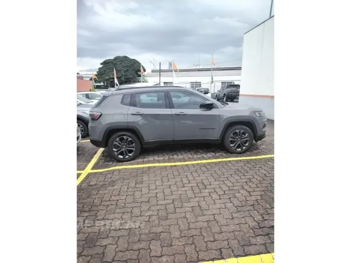 COMPASS 1.3 T270 TURBO FLEX LONGITUDE AT6