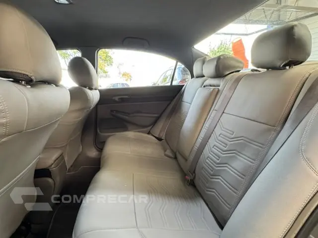 CIVIC - 1.8 LXS 16V 4P MANUAL