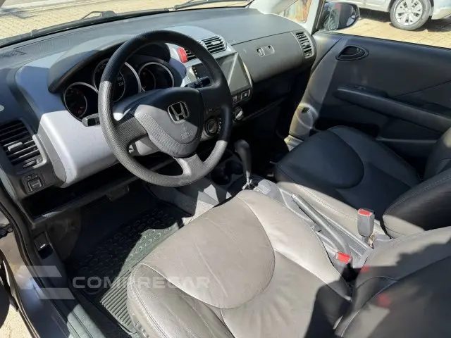 FIT - 1.4 LXL 8V 4P AUTOMÁTICO