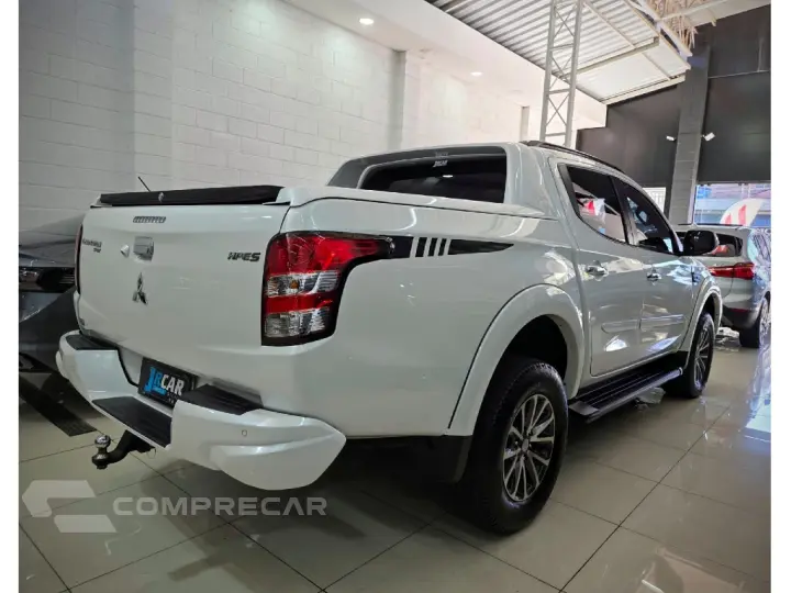 L200 TRITON  2.4 16V TURBO DIESEL SPORT HPE-S CD 4P 4X4 AUTO