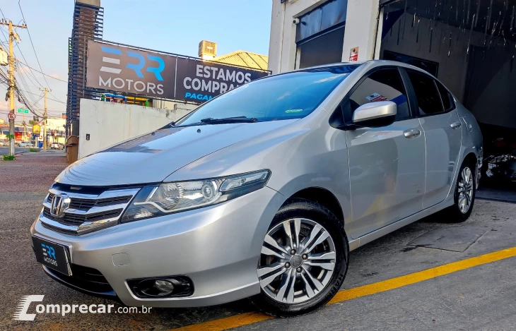 CITY 1.5 LX Sedan 16V