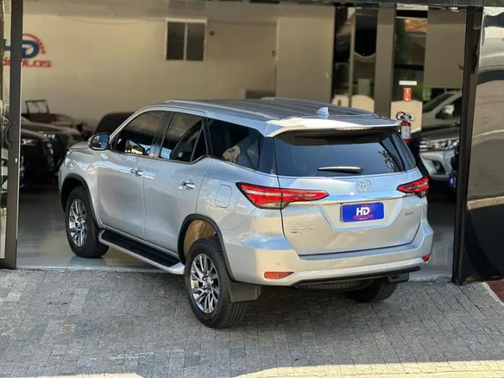 HILUX SWSRXA4FD