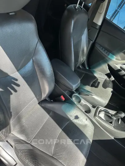 Elantra 2.0 16V 4P FLEX GLS AUTOMÁTICO