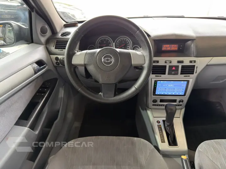VECTRA 2.0 MPFI Elegance 8V