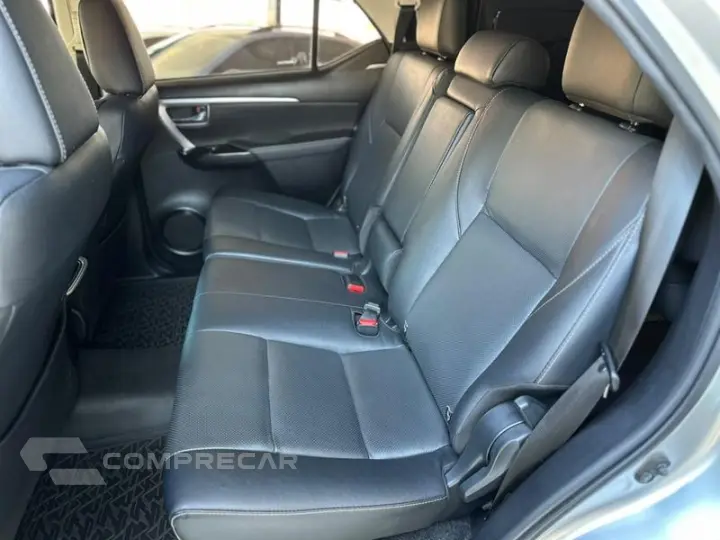 HILUX SWSRXA4RD