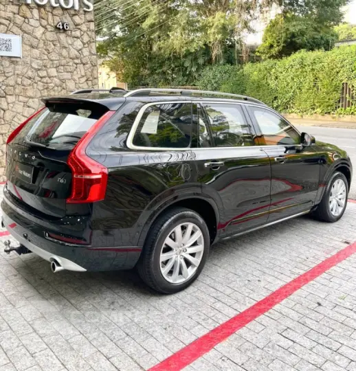 XC90 2.0 T6 Momentum AWD Geartronic