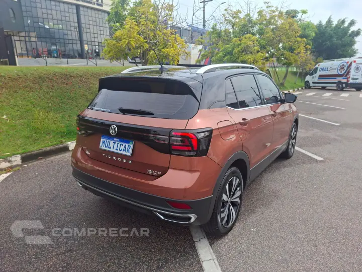 T-Cross 1.4 250 Tsi Total Flex Highline Automático