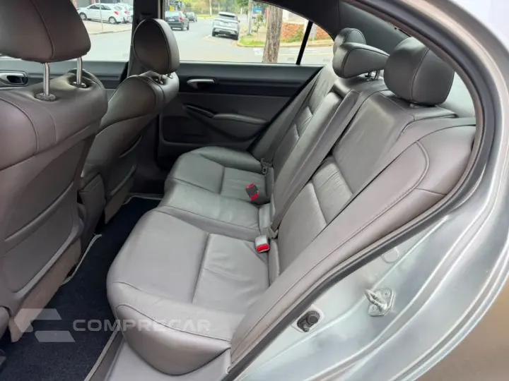 Civic Sedan LXS 1.8/1.8 Flex 16V Aut. 4p