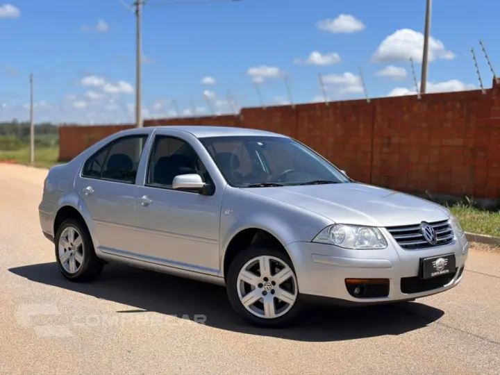 BORA 2.0 MI 8V FLEX 4P AUTOMÁTICO