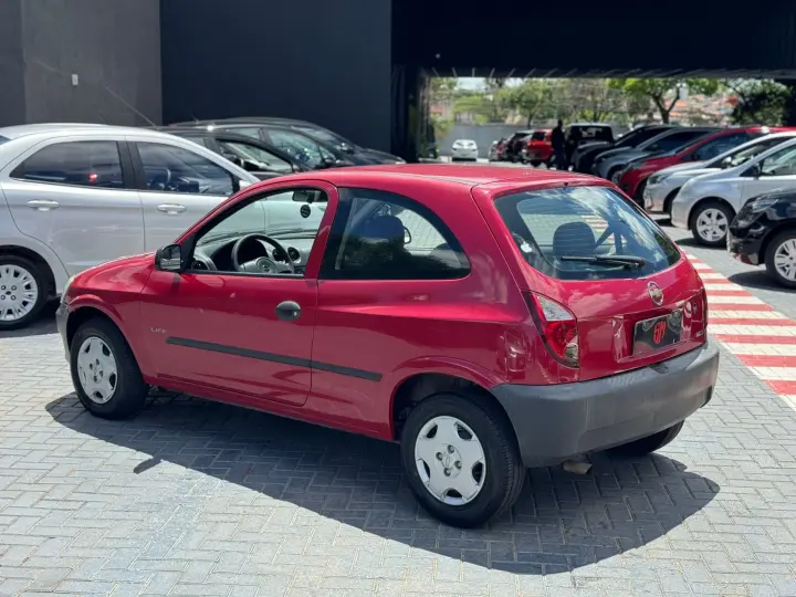 CELTA 1.0 MPFI Life 8V