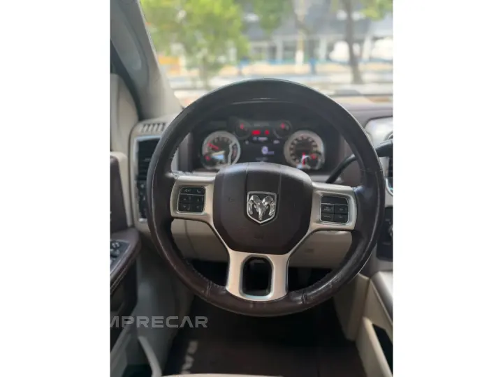 2500 6.7 LARAMIE 4X4 CD I6 TURBO DIESEL 4P AUTOMÁTICO