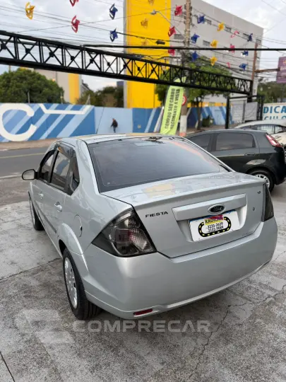 FIESTA SEDAN 1.6