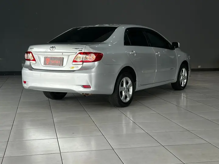 Corolla 2.0 XEi Multi-Drive S (Flex)