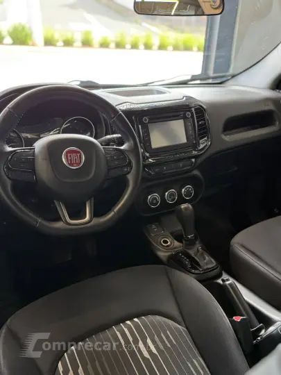 TORO 1.8 16V EVO Freedom AT6