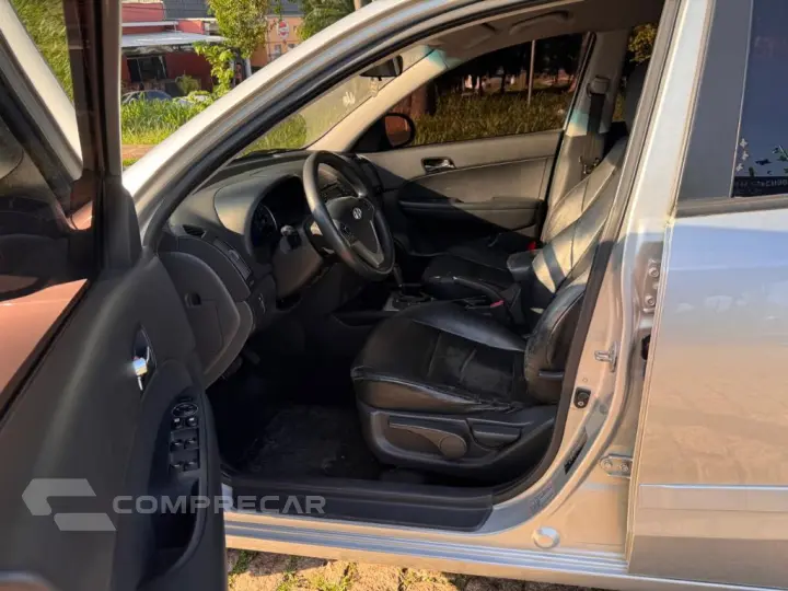 i30 2.0 16V 145cv 5p Aut.