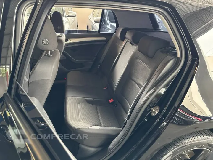 Golf Comfortline 1.0 TSI Total Flex Mec.