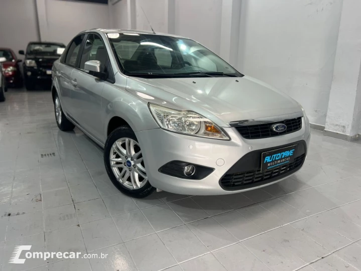 Focus Sedan 2.0 16V 4P GLX FLEX AUTOMÁTICO